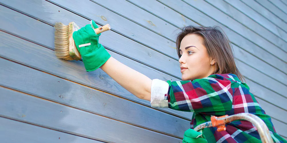 Как правильно покрасить фасад дома? Советы мастеров